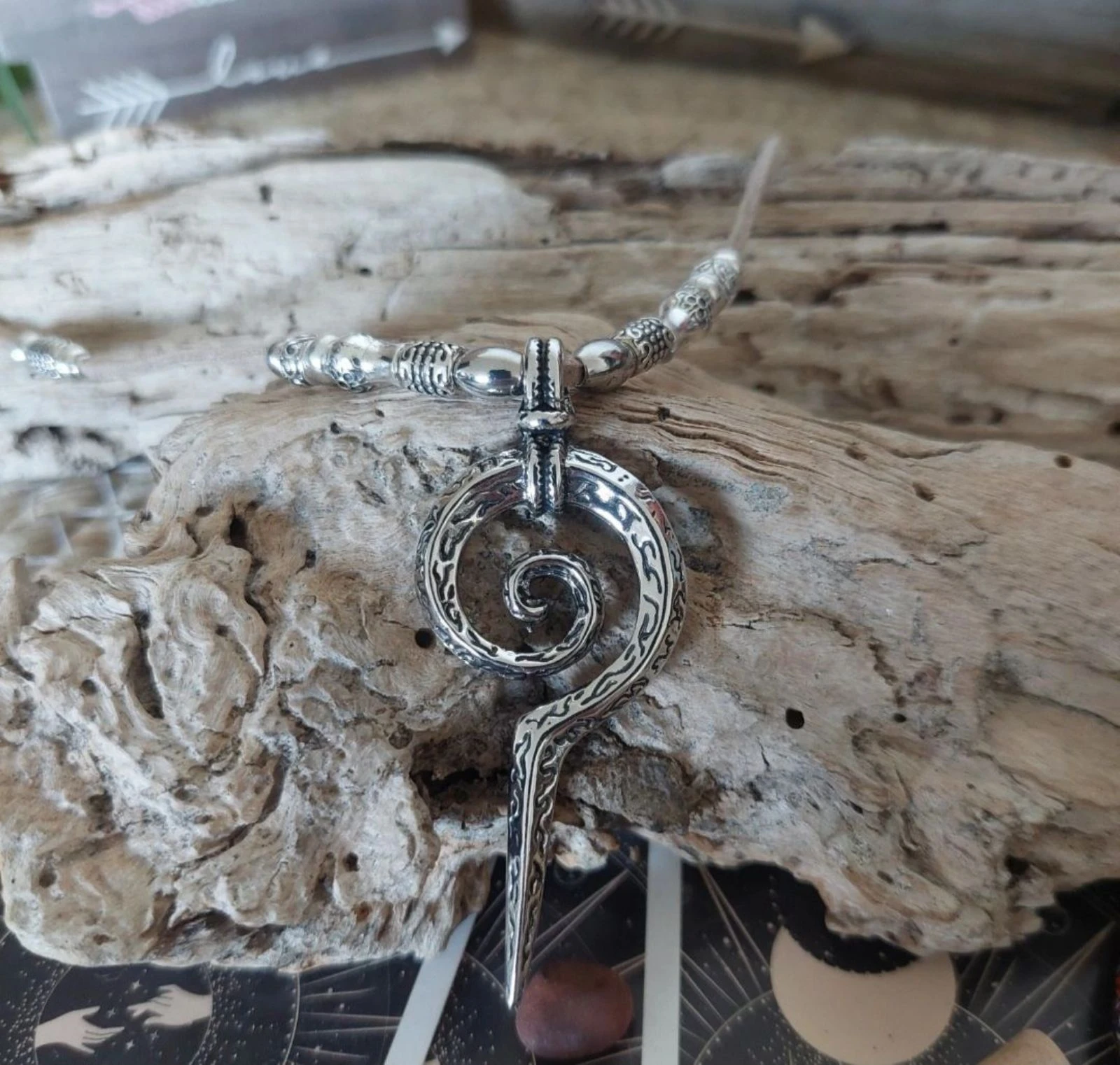 Colar espiral boho-rock?, colar bege – photo 5